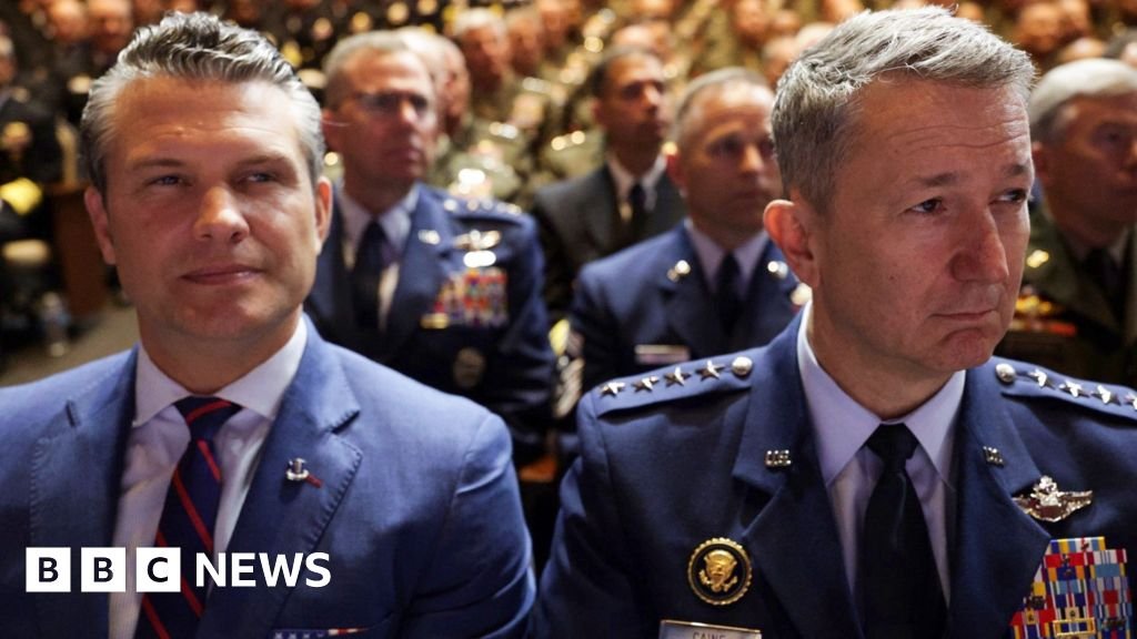 Bagaimana koleksi Trump dan Hegset dari Jenderal Terbaik di Amerika Serikat dibuka