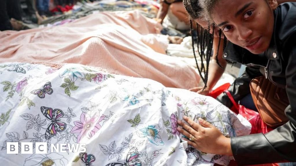 Sedikitnya 132 orang tewas dalam penggerebekan polisi di Rio, kata para pejabat