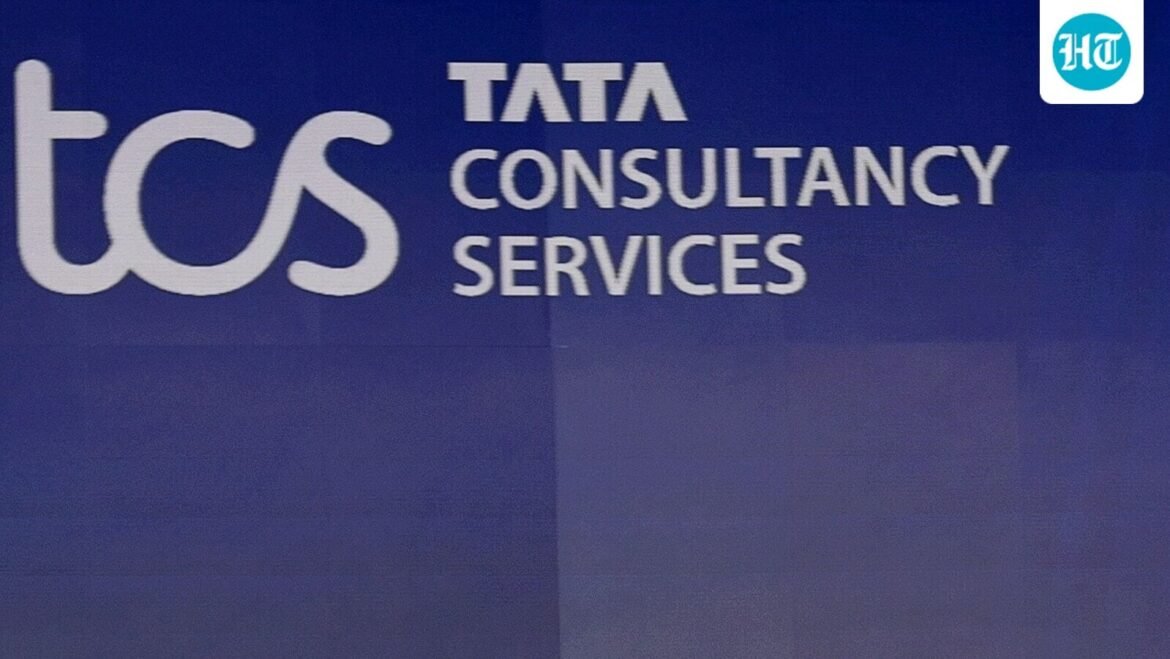 Senator AS mengajukan 9 pertanyaan TCS, karena debat tentang visa H-1B berlanjut