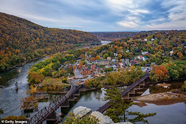 12 negara bagian AS yang masih terjangkau untuk hidup… dan satu negara bagian bahkan akan membayar untuk pindah