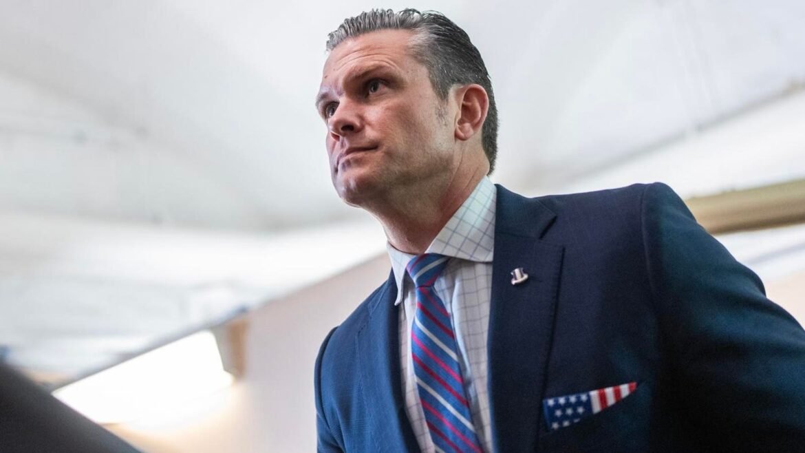 AS menyerang tersangka kapal narkoba di Samudera Pasifik, menewaskan enam orang