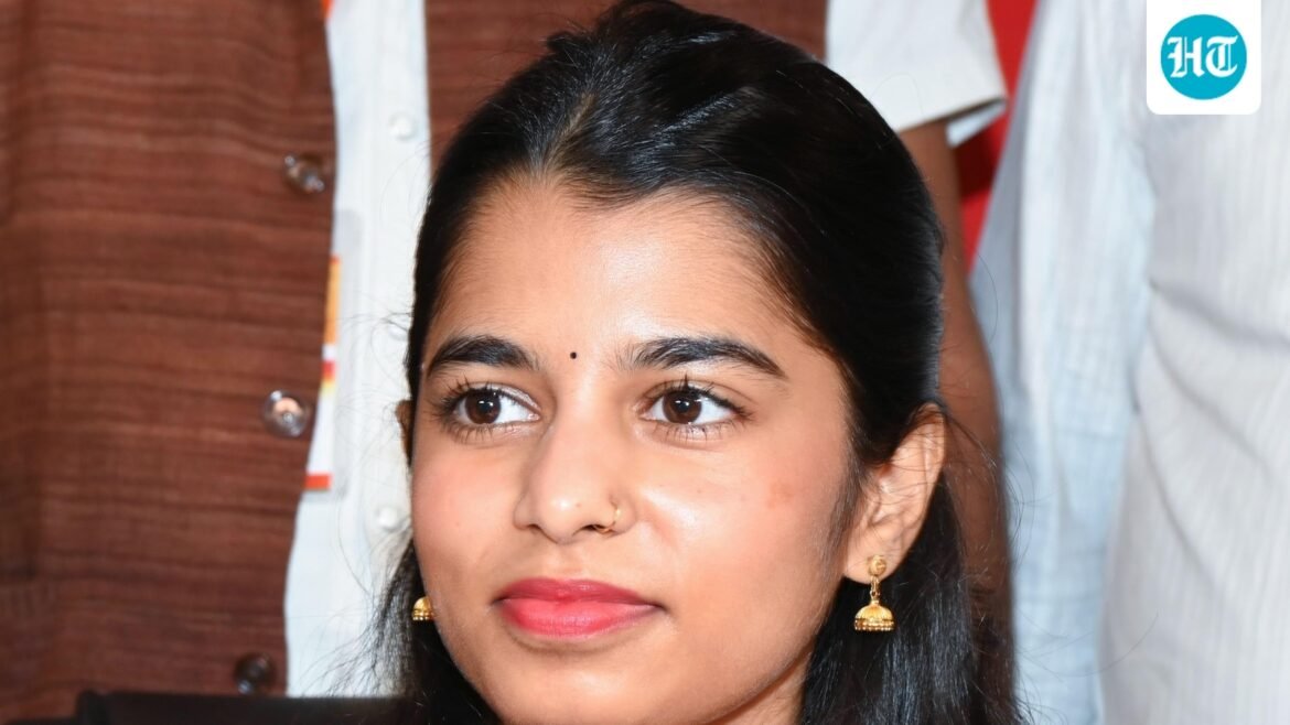 Anggota Kongres memuji ‘gairah musik’ Maithili Thakur beberapa hari setelah kemenangan Bihar: ‘Semoga bakat Anda…’