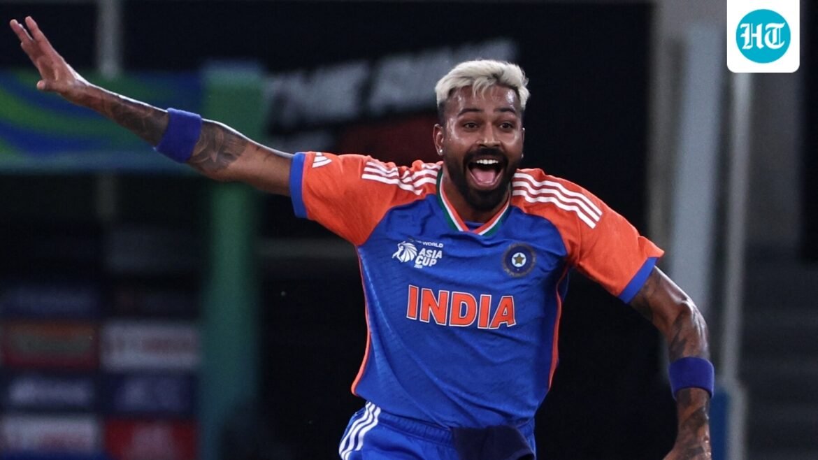 Hardik Pandya, pemain kriket bintang kedua India setelah Rohit Sharma mengikuti perintah BCCI, Virat Kohli tetap bungkam