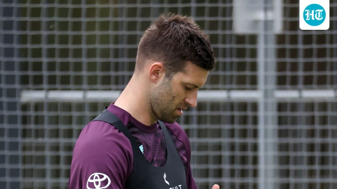 Inggris bernapas lega saat Mark Wood lulus tes kebugaran; Pace-heavy XII diumumkan untuk Tes Ashe pertama