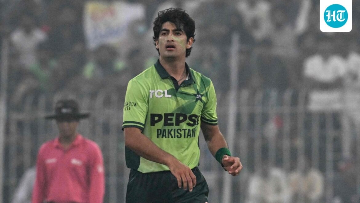 Kediaman Naseem Shah menjadi sasaran orang tak dikenal dalam sebuah insiden mengerikan; sang pemain bergeming, melanjutkan tugas nasionalnya