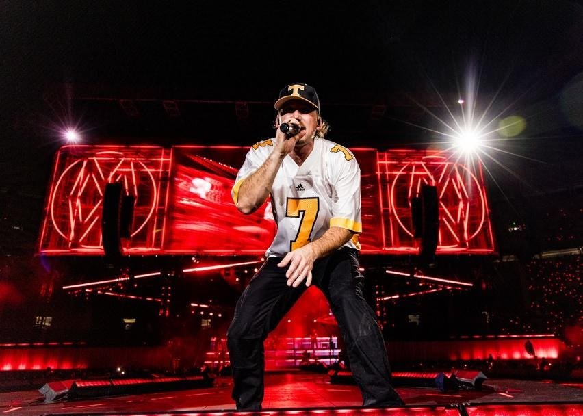 Kembalinya Morgan Wallen ke Hot 100 Termasuk Beberapa Hit Favorit Penggemar