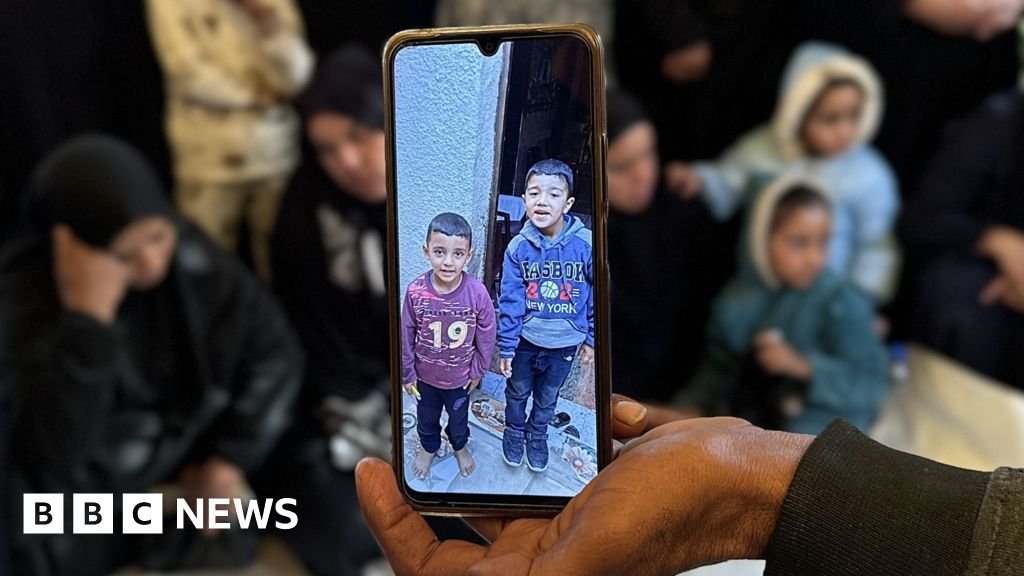 Lebih dari 70.000 orang telah terbunuh di Jalur Gaza sejak dimulainya serangan Israel, kata kementerian kesehatan yang dikelola Hamas.