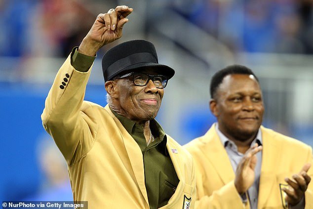 Lem Barney meninggal pada usia 80: Penghormatan kepada legenda Lions dan bintang NFL Hall of Fame