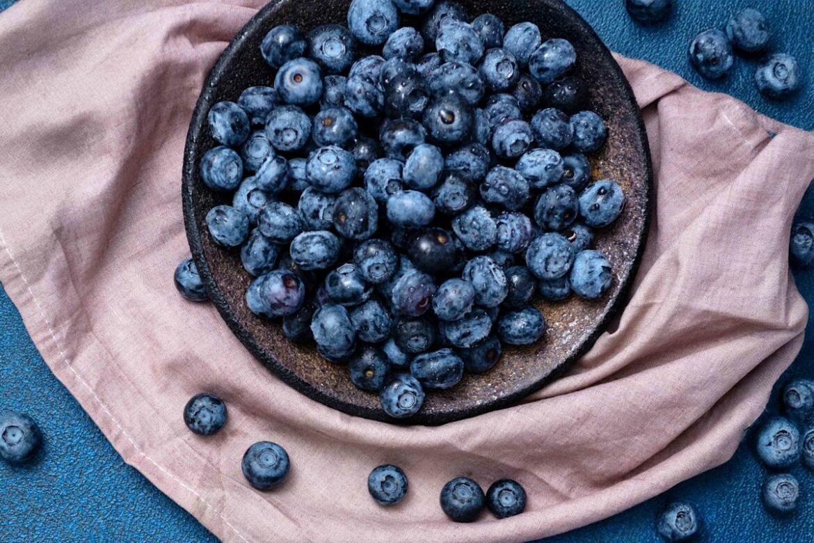 Mengonsumsi 9 makanan super ini bisa menambah umur Anda, kata para ahli