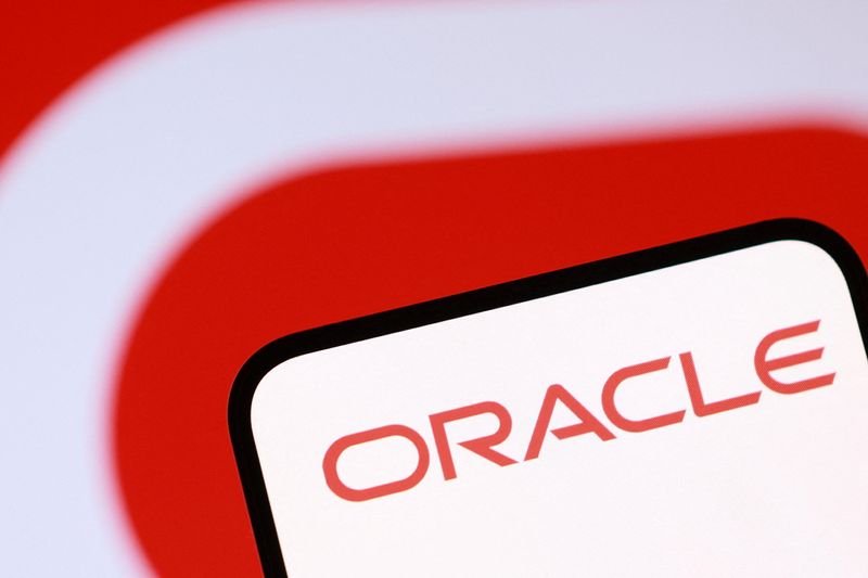 Obligasi Oracle terjual karena investasi AI mengkhawatirkan investor