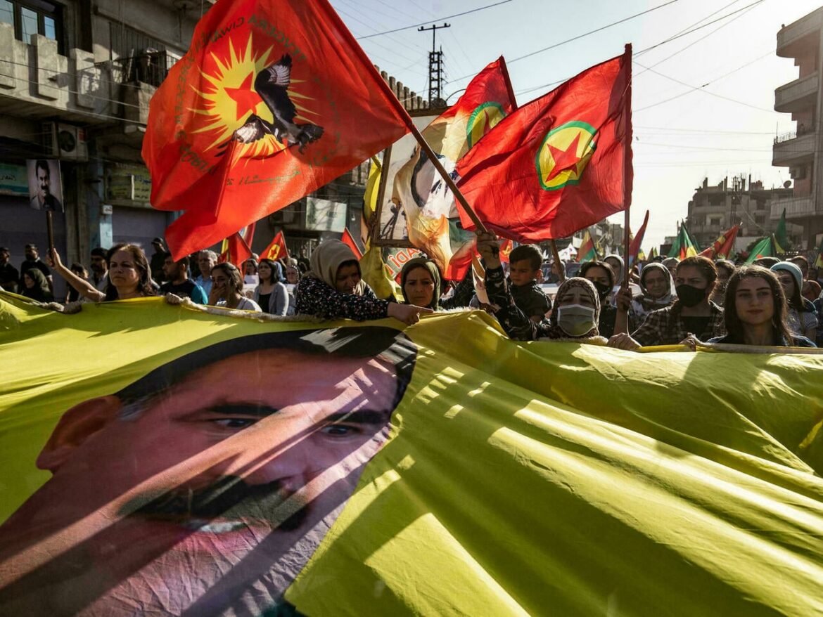 PKK menghentikan aktivitas proses perdamaian dan menyerukan Turki untuk membebaskan Ocalan