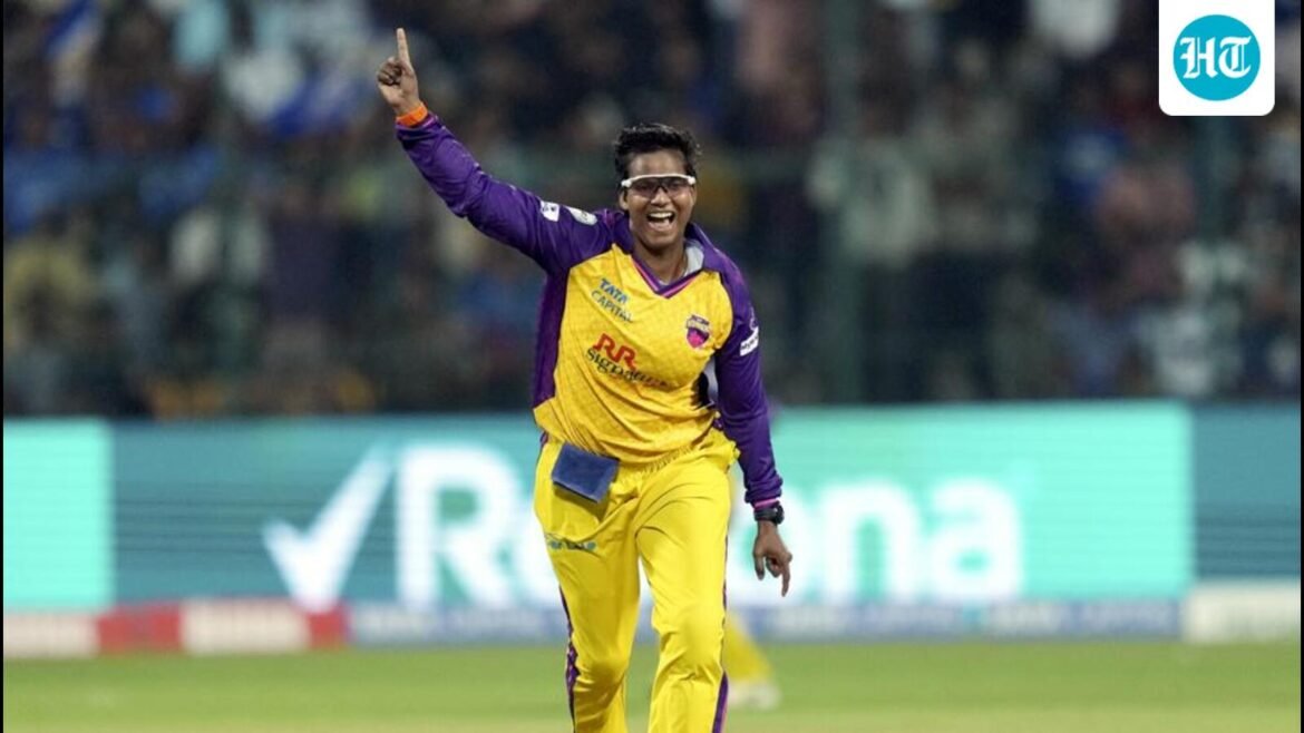 Pahlawan Piala Dunia India Deepti menjadi pembelian termahal dalam lelang WPL