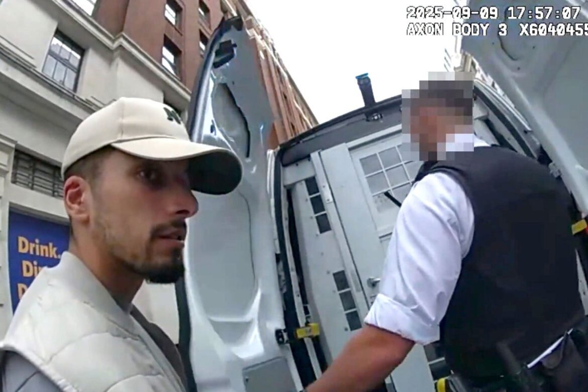 Pelaku kejahatan seksual yang salah dibebaskan dari penjara ditangkap setelah orang-orang melihatnya