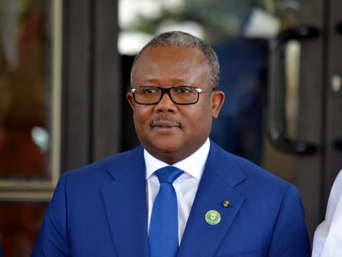 Presiden Guinea-Bissau Umaro Sissoko Embalo yang digulingkan tiba di Senegal setelah kudeta militer