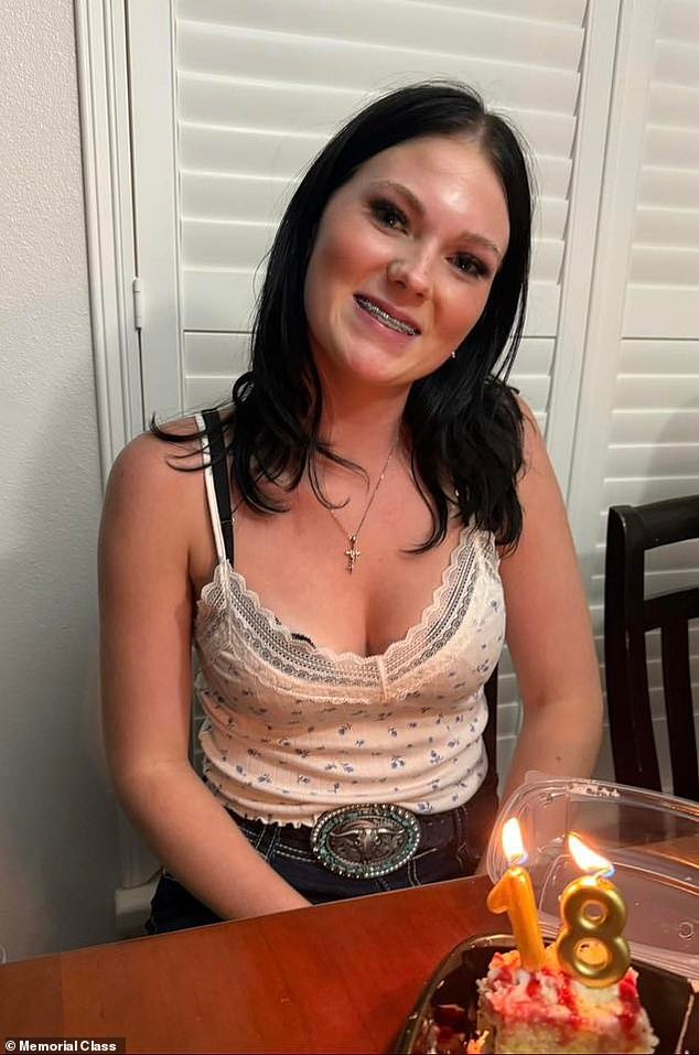 Rekaman pengawasan menyoroti jam-jam terakhir pemandu sorak Anna Kepner sebelum kapal pesiar tenggelam.