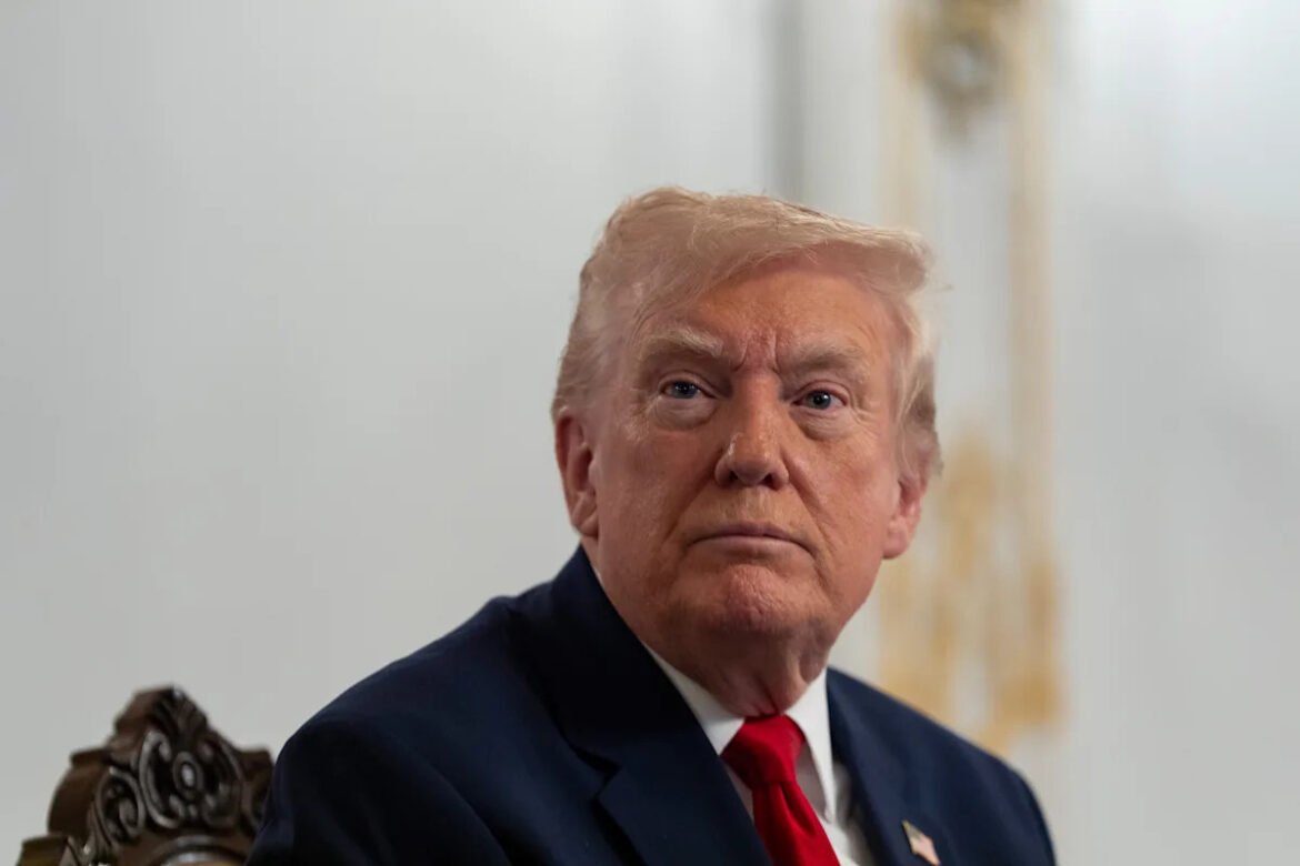 Trump ingin “menangguhkan secara permanen” migrasi dari negara-negara miskin ke AS