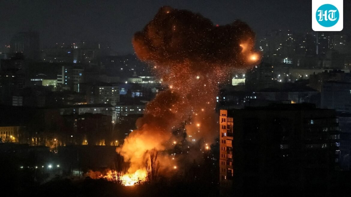 Wanita hamil di antara enam orang yang tewas dalam serangan besar Rusia di Kyiv