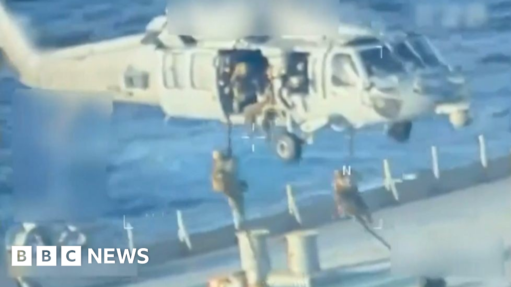 AS menyita kapal tanker minyak di lepas pantai Venezuela karena Caracas mengutuk ‘tindakan pembajakan’