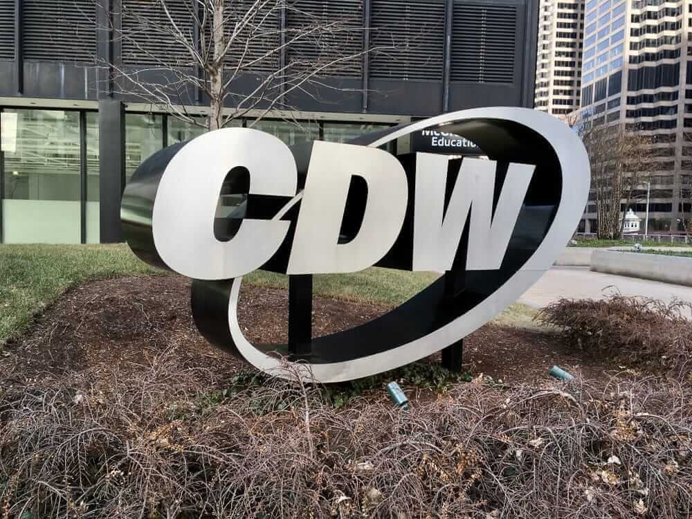 Apakah saham CDW berkinerja buruk di Dow?