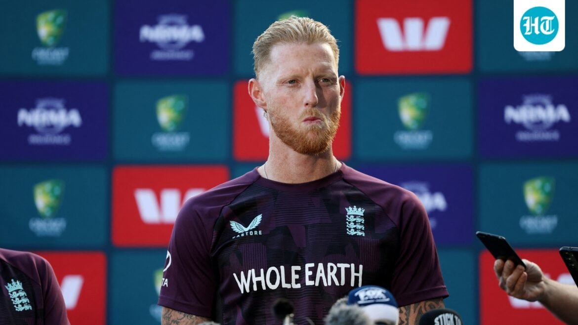 Ben Stokes menolak meminta maaf kepada reporter Australia dalam percakapan yang menegangkan, sehari setelah judul ‘Pommy idiot’