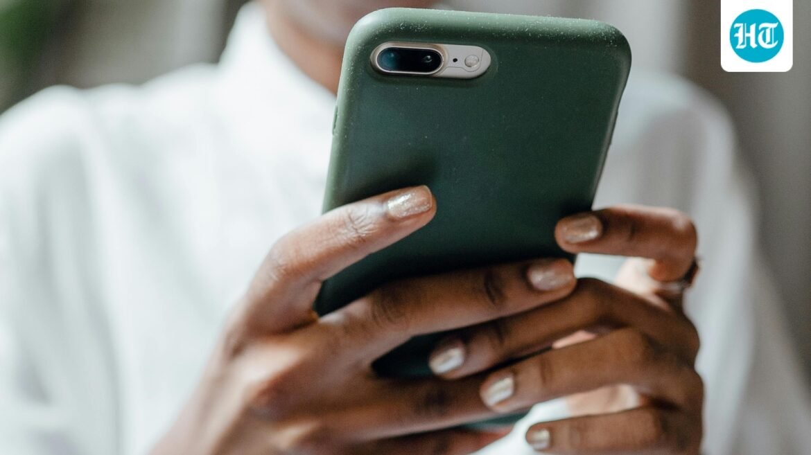 ‘Jika Anda tidak membutuhkan Sanchar Saati, Anda dapat menghapusnya’: Menteri pada aplikasi pelacakan seluler pemerintah setelah baris ‘mengintai’