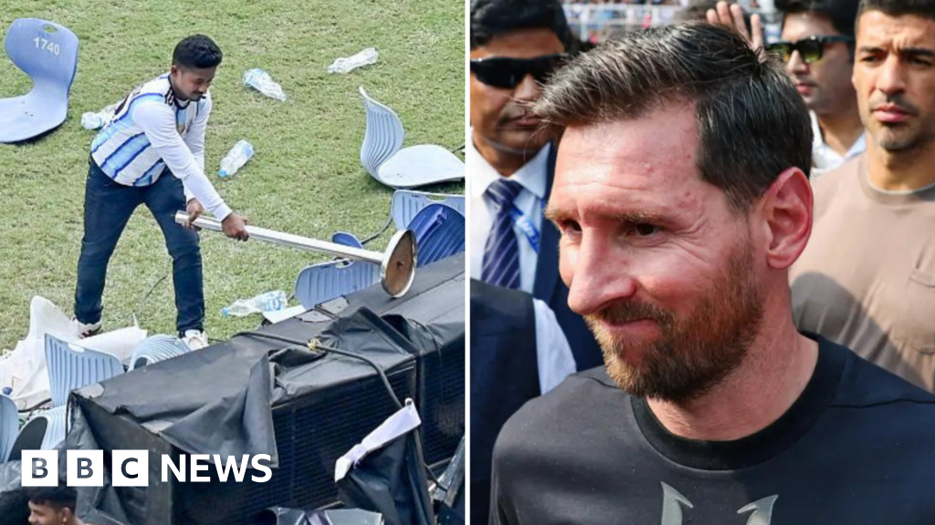 Kemarahan atas tur ‘KAMBING’ Lionel Messi di India saat para penggemar melemparkan kursi dan botol ke dalam stadion