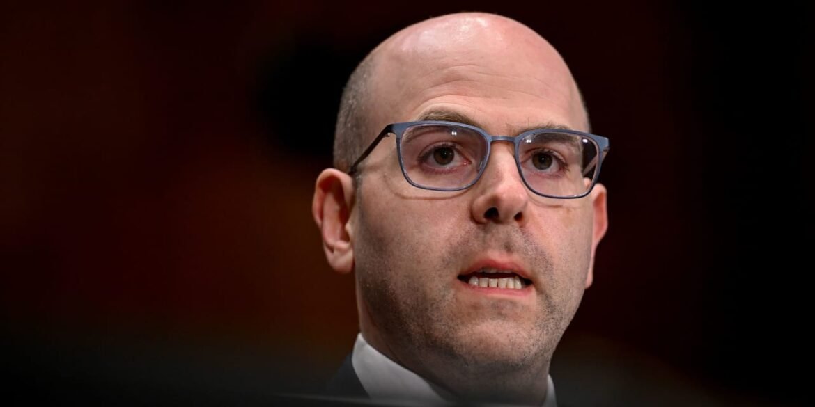 Keputusan suku bunga hari ini dapat menimbulkan kontroversi lebih lanjut