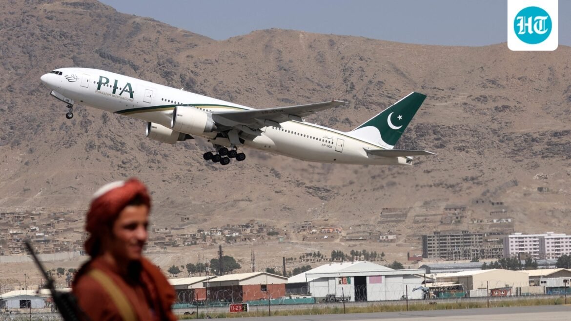 Pakistan akan menjual maskapai penerbangan nasional PIA yang merugi: Apakah ‘perusahaan’ Asim Munir termasuk di antara para penawar?