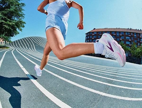 Perjalanan Brooks mengantarkan era esensialisme