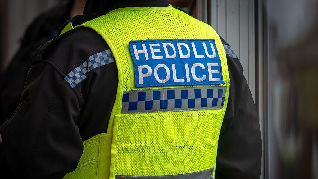 Polisi itu dituduh meraba-raba rekan-rekannya di sebuah pesta