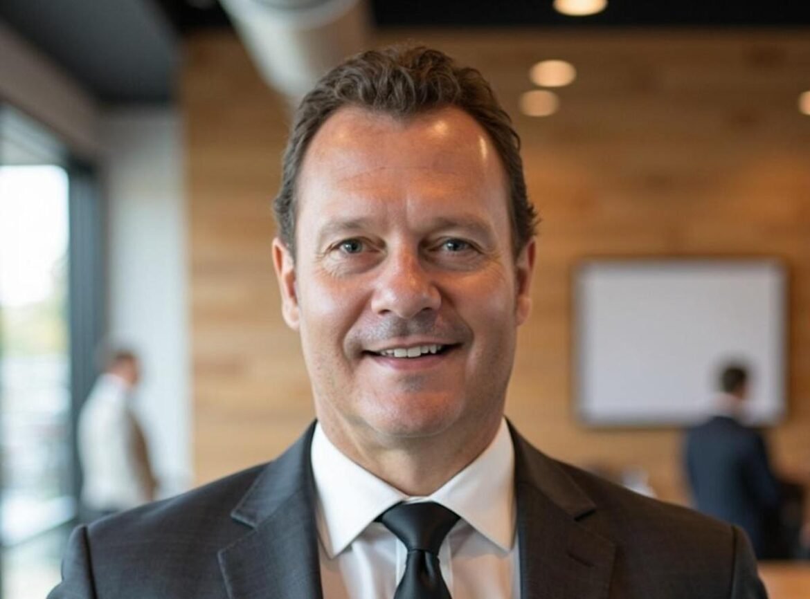 Spesialis pemasangan dan manufaktur alas kaki Marco Grott bergabung dengan OrthoLite untuk memimpin operasi di Indonesia