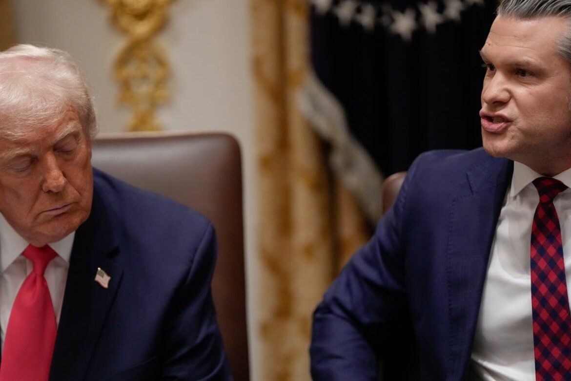 Trump tidak lagi keberatan ketika orang dalam Gedung Putih mengatakan Hegseth tidak cocok untuk pekerjaannya karena dia bosan dengan kontroversi: lapor