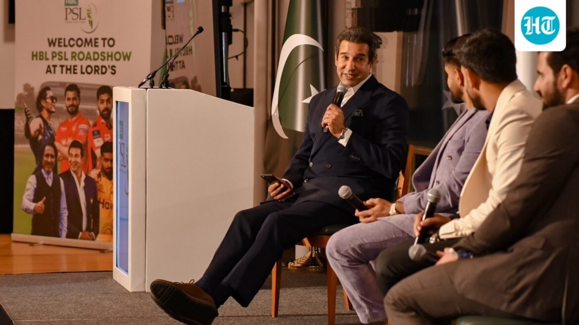 Wasim Akram masuk IPL tanpa alasan di depan Babar Azam, Mohsin Naqvi: “Bachi bade ho jate hain…”